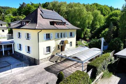 Haus zum Kaufen in Weitramsdorf 559.990,00 € 266 m²