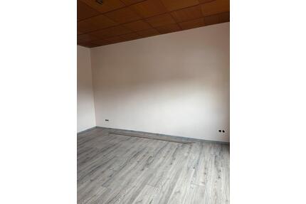 Mietwohnung - 980,00&nbsp;EUR Kaltmiete, ca.&nbsp; 86,00&nbsp;m&sup2; in Nohfelden (PLZ: 66625)