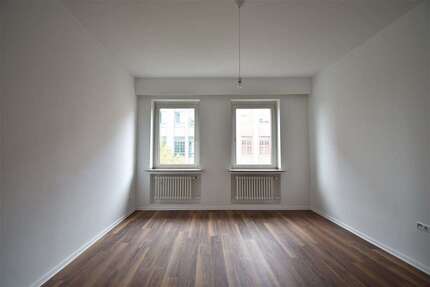 Wohnung zum Mieten in Oberhausen 1.165,00 € 109.07 m²