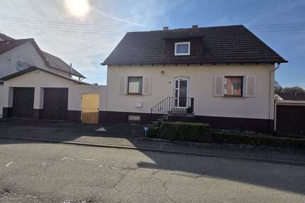 Haus zum Kaufen in Seitingen- Oberflacht 259.000,00 € 186.85 m²