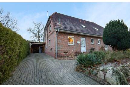 Gepflegte Doppelhaushälfte in verkehrsberuhigter Lage von Albersdorf