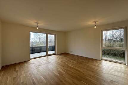 Wohnung zum Mieten in Rostock 1.458,81 € 99.14 m²