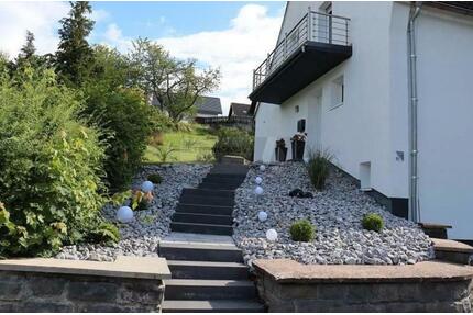 Einfamilienhaus - 225.000,00&nbsp;EUR Kaufpreis, ca.&nbsp; 135,00&nbsp;m&sup2; in Hallenberg (PLZ: 59969)