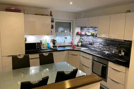 3 Zi. Wohnung in Gunzenhausen inklusive Stellplatz + Einbauküche