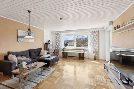 Wohnung zum Kaufen in Speichersdorf 112.000,00 € 55.88 m²