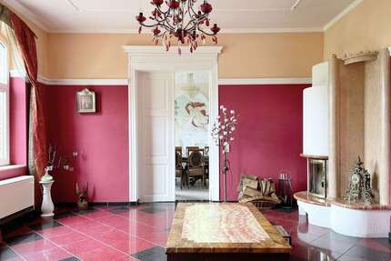 Haus zum Kaufen in Grapzow 190.000,00 € 235 m²