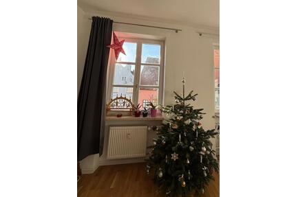 Nachmieter => sonnige 3-Zimmer-Wohnung mit Terrasse & Einbauküche - Vilsbiburg