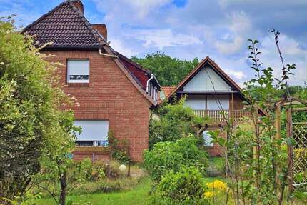 Haus zum Kaufen in Walsrode 275.000,00 € 180 m²