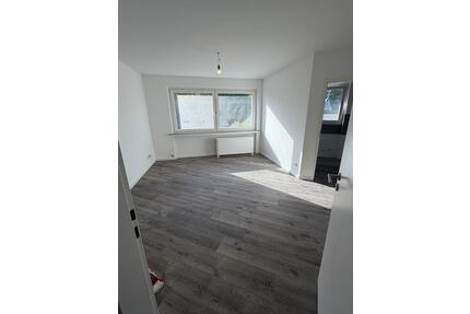 1 Zimmer Wohnung Renoviert Wuppertal Barmen am Loh