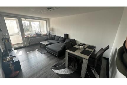 Kernsanierte 4 Zimmer-Wohnung im 4. Stock (84m²) - Bremen Huchting