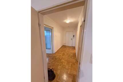 Wohnung zum Kaufen in Frankfurt 260.000,00 € 65 m²