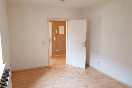2-Raum-Erdgeschoss-Wohnung in Meuselwitz zu vermieten!