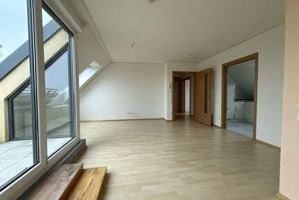 Wohnung zum Kaufen in Crailsheim 220.000,00 € 73.64 m²