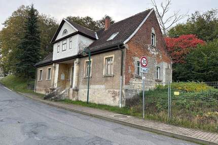 +++ Sanierungsbedürftiges Haus sucht Handwerker +++ - Schmiedehausen