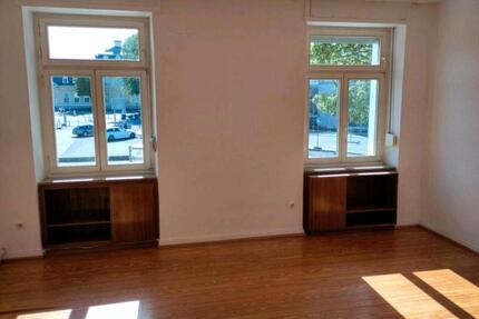 Wohnung Neuwied Innenstadt - 470,00&nbsp;EUR Kaltmiete, ca.&nbsp; 70,00&nbsp;m&sup2; in Neuwied (PLZ: 56566) Block