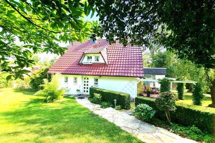 Haus zum Kaufen in Kierspe 374.000,00 € 216 m²