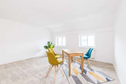 Wohnung zum Mieten in Chemnitz 309,92 € 61.37 m²