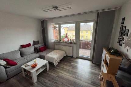 Freundliche-Helle 3 Zimmer Wohnung mit Balkon in 97469 Gochsheim