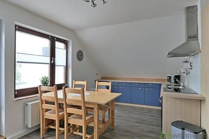 (EF0883_M) Erfurt: Möbisburg-Rhoda, Neu möblierte 3-Zimmer-Wohnung mit Dachbalkon, WLAN, Waschmaschine