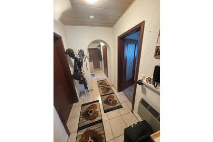 Wohngemeinschaft - 300,00&nbsp;EUR Kaltmiete, ca.&nbsp; 76,00&nbsp;m&sup2; in Neunkirchen am Brand (PLZ: 91077)