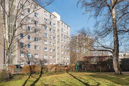 2-Zimmer-Wohnung mit Westbalkon im beliebten Kiez Gropiusstadt - Berlin Buckow