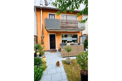 Reihenmittelhaus RMH mit ca. 130qm Wohnfläche - Neumarkt in der Oberpfalz Altenhof