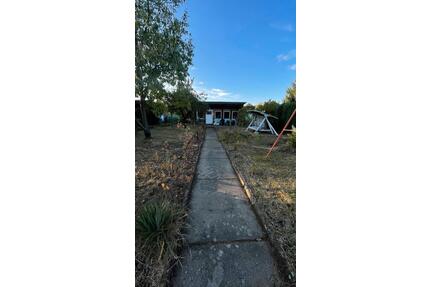 Schöner Garten mit Gartenhaus wegen Umzug abzugeben - Calau