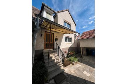 Bezahlbares Einfamilienhaus mit großem Garten & Scheune - Würzburg Frauenland