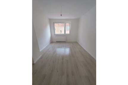 Wohnung zum Mieten in Duisburg 400,00 € 50 m²