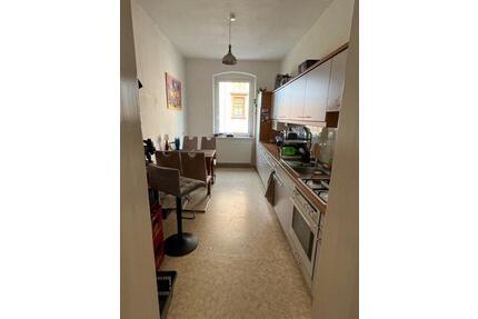 Schöne Wohnung in der südlichen Innenstadt von Halle, Einbauküche - Halle (Saale) Damaschkestraße