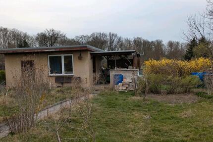 Kleingarten mit Steinlaube - 1.000,00&nbsp;EUR Kaltmiete, ca.&nbsp; 0,00&nbsp;m&sup2; in Leipzig (PLZ: 04178) Altwest