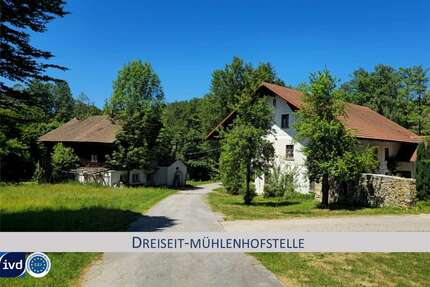 Haus zum Kaufen in Jandelsbrunn 1.090.000,00 € 260 m²