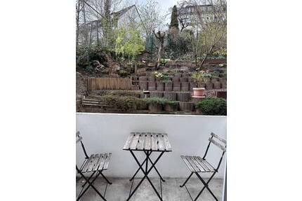 Charmante 3-Zimmer-Altbauwohnung mit Balkon & Garten in Stuttgart Ost - renoviert