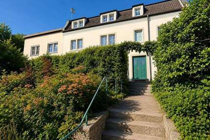 Haus zum Kaufen in Schweinfurt 360.000,00 € 183 m²
