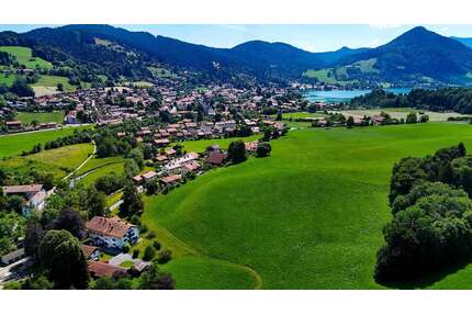 Haus zum Kaufen in Schliersee 2.950.000,00 € 897.02 m²
