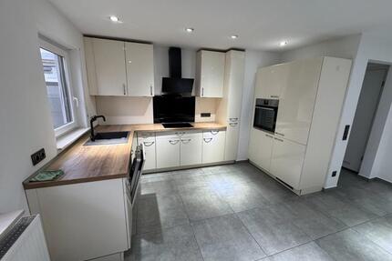 Neuwertige 2-Zimmer-Wohnung mit gehobener Innenausstatt - Neckarsulm