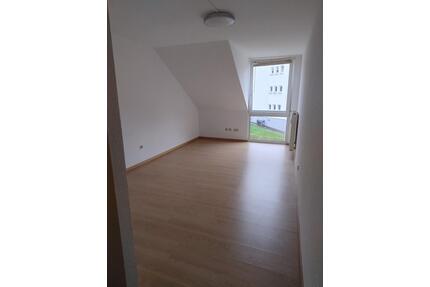 kleines Apartment mit kleiner Kochecke Uni Nähe SB - Saarbrücken Kieselhumes