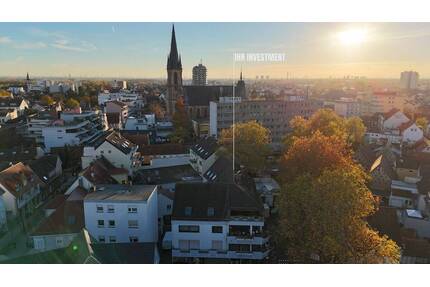 Attraktives Invest! Mehrfamilienhaus mit 6 Wohneinheiten+ 3 Gewerbe in zentraler Lage von Viernheim!