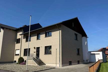 Haus zum Kaufen in Brakel 205.000,00 € 178 m²