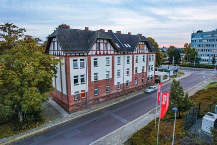 Wohnungen zu vermieten für 2,5 & 4,5 Zimmer, jeweils ohne Balkon. - Magdeburg Neue Neustadt