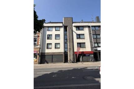 Further Schmuckstück! WGH mit Fitnessstudio und 6 Einheiten + 10 Garagen - Neuss Furth-Mitte