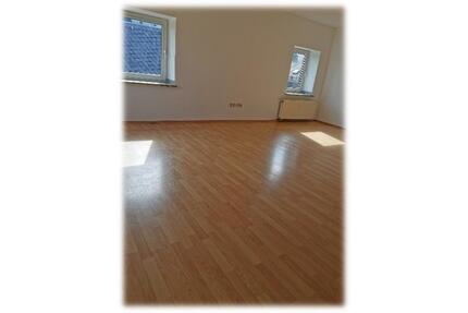 3-Zimmer-Wohnung in Schneeberg - 420,00&nbsp;EUR Kaltmiete, ca.&nbsp; 84,00&nbsp;m&sup2; in Schneeberg (PLZ: 08289)