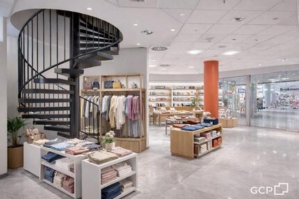 Sehr schönes Ladengeschäft im Erdgeschoss des Saarpfalz-Centers - Homburg