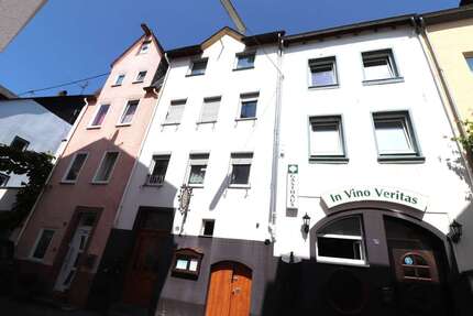 Haus zum Kaufen in Zell (Mosel) 350.000,00 € 362 m²