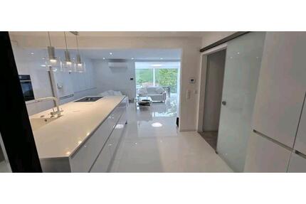 5 Zimmer Wohnung - 1.700,00&nbsp;EUR Kaltmiete, ca.&nbsp; 115,00&nbsp;m&sup2; in Eberstadt (PLZ: 74246)