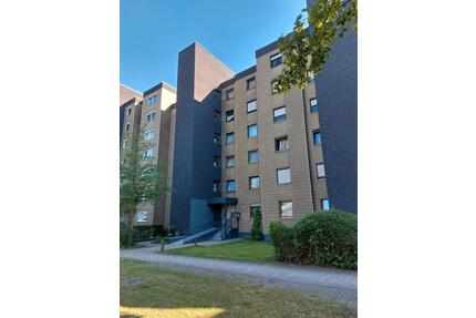 3-Zimmer-Wohnung mit Balkon in Zentrum von Neutraubling