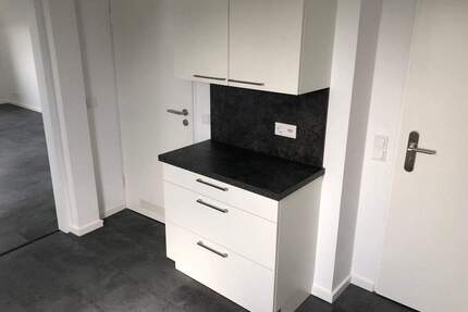 Singlewohnung ! 2 Zimmer DG Whg. in Nürnberg - Gebersdorf Wohnung mieten