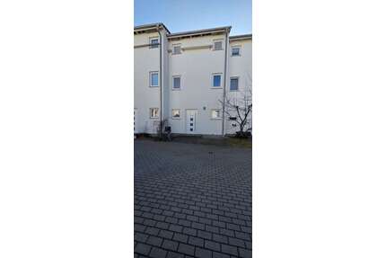 Haus zum Mieten in Werder (Havel) OT Petzow 1.435,00 € 90.86 m²