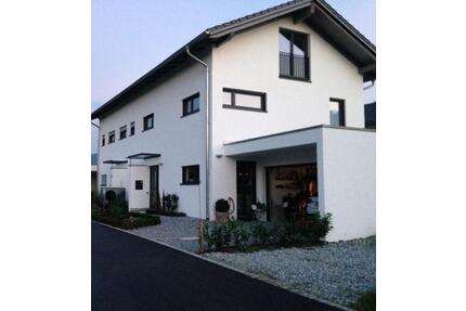 Design-Doppelhaushälfte in Thansau, KFW70, Bergblick, Garten - Rohrdorf