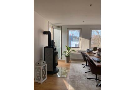 Luxuriöse 3 Zi. Wohnung mit Kamin, direkt am Maschsee - Hannover Döhren-Wülfel